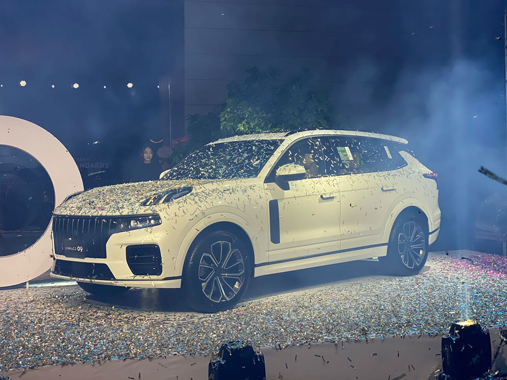 411364961_743083787854609_9145652024888914503_n Lynk & Co 09