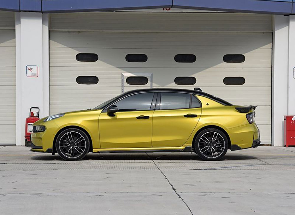 lynk-03-04 Lynk & Co 03