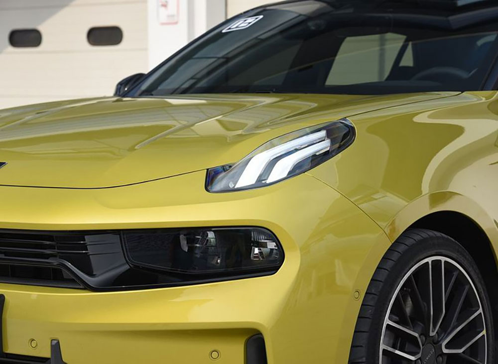 lynk-03-13 Lynk & Co 03
