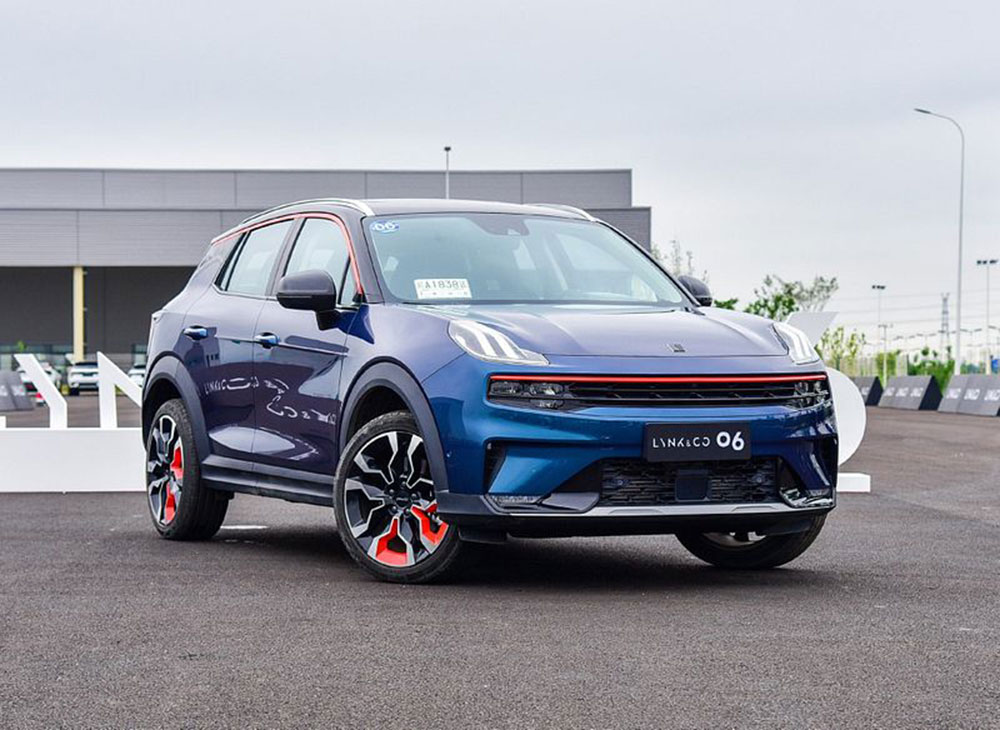 lynk-06-01-1 Lynk & Co 01 và Lynk & Co 06