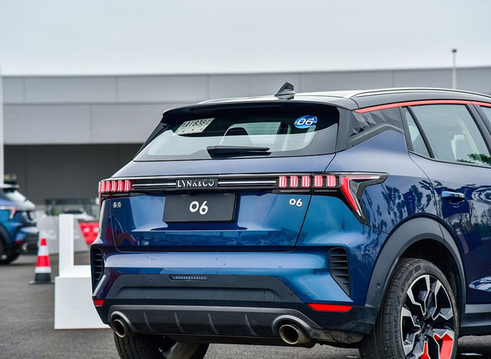 lynk-06-18 Lynk & Co 06