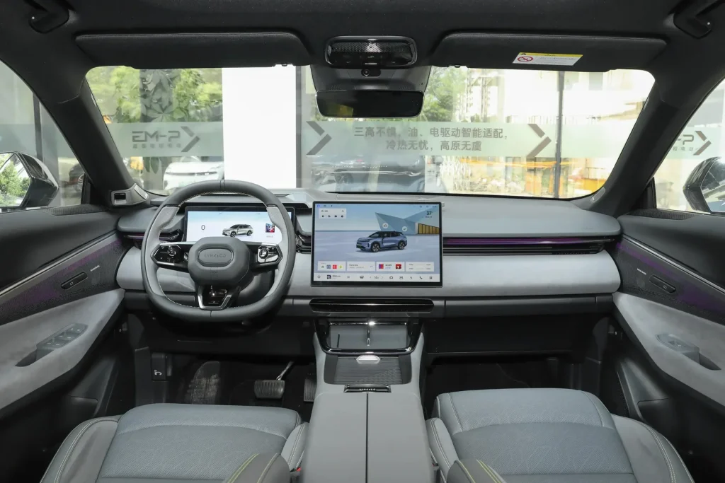 lynk-co-08-em-p-5-1024x683-1